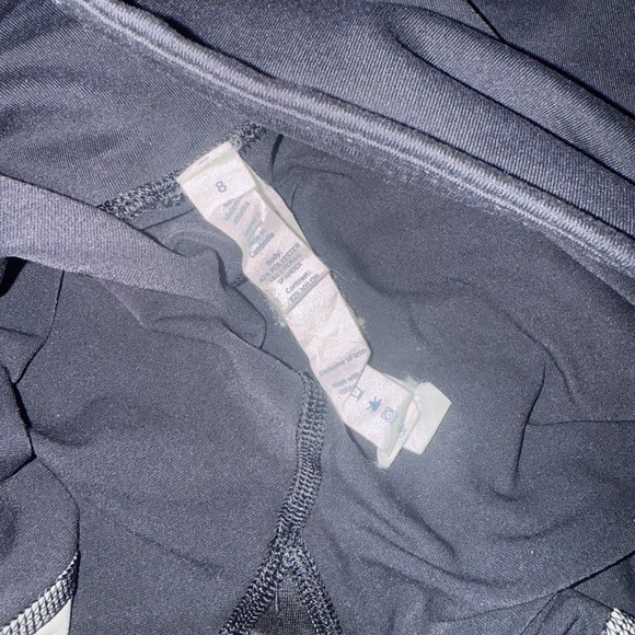 LULULEMON‎ Wunder Under Crop II Full-On Luon Golden Goddess Cashew Sz 8 - Picture 3 of 3